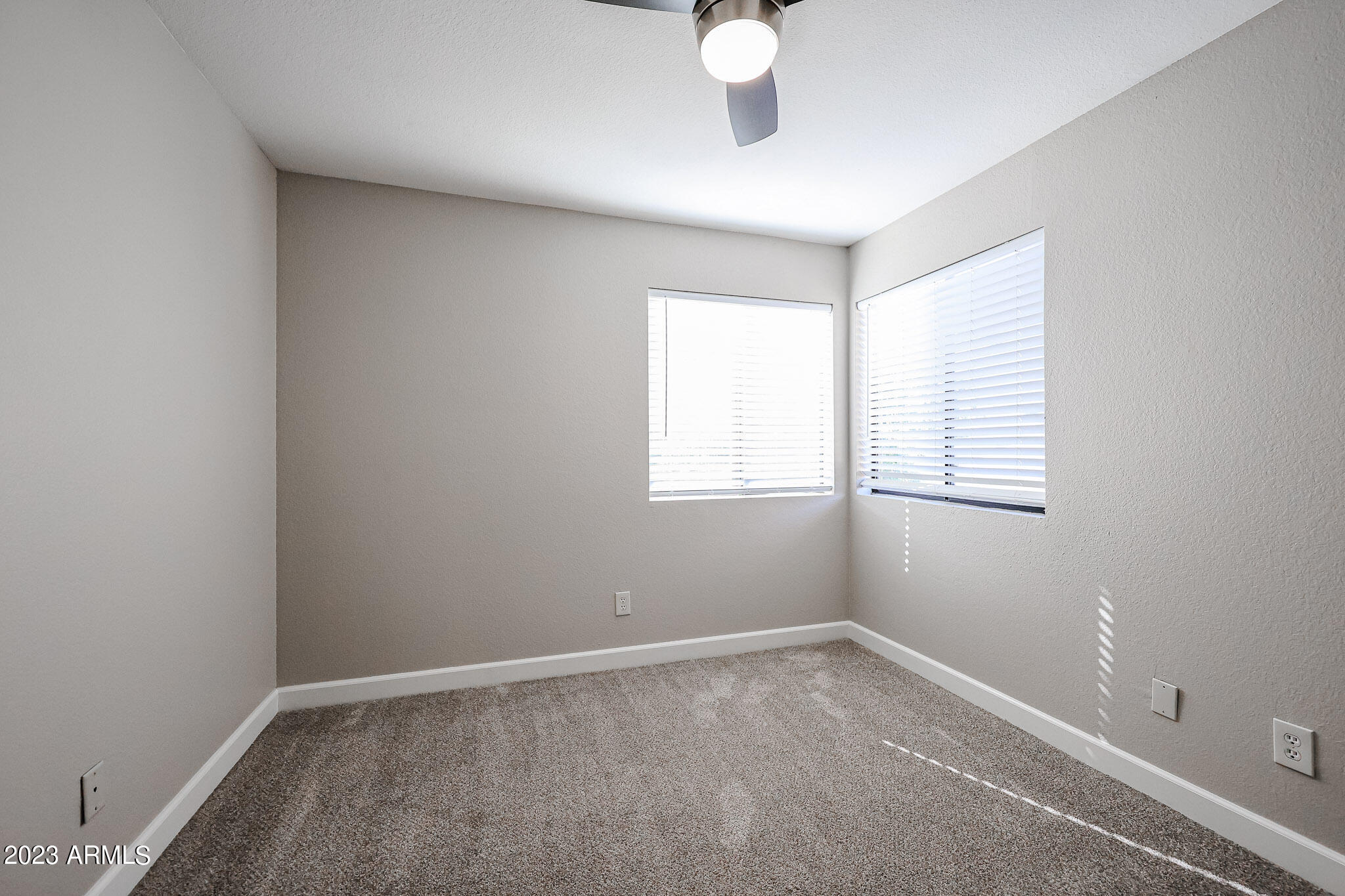 1158 West Windjammer Drive Gilbert, AZ 85233 - Photo 12 of 24 B (11)