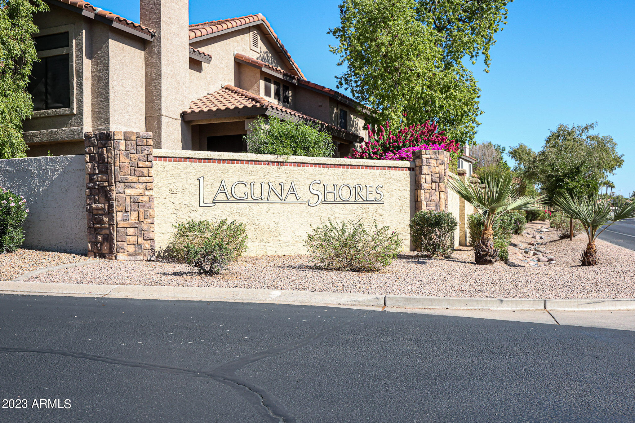 1158 West Windjammer Drive Gilbert, AZ 85233 - Photo 2 of 24 C (5)