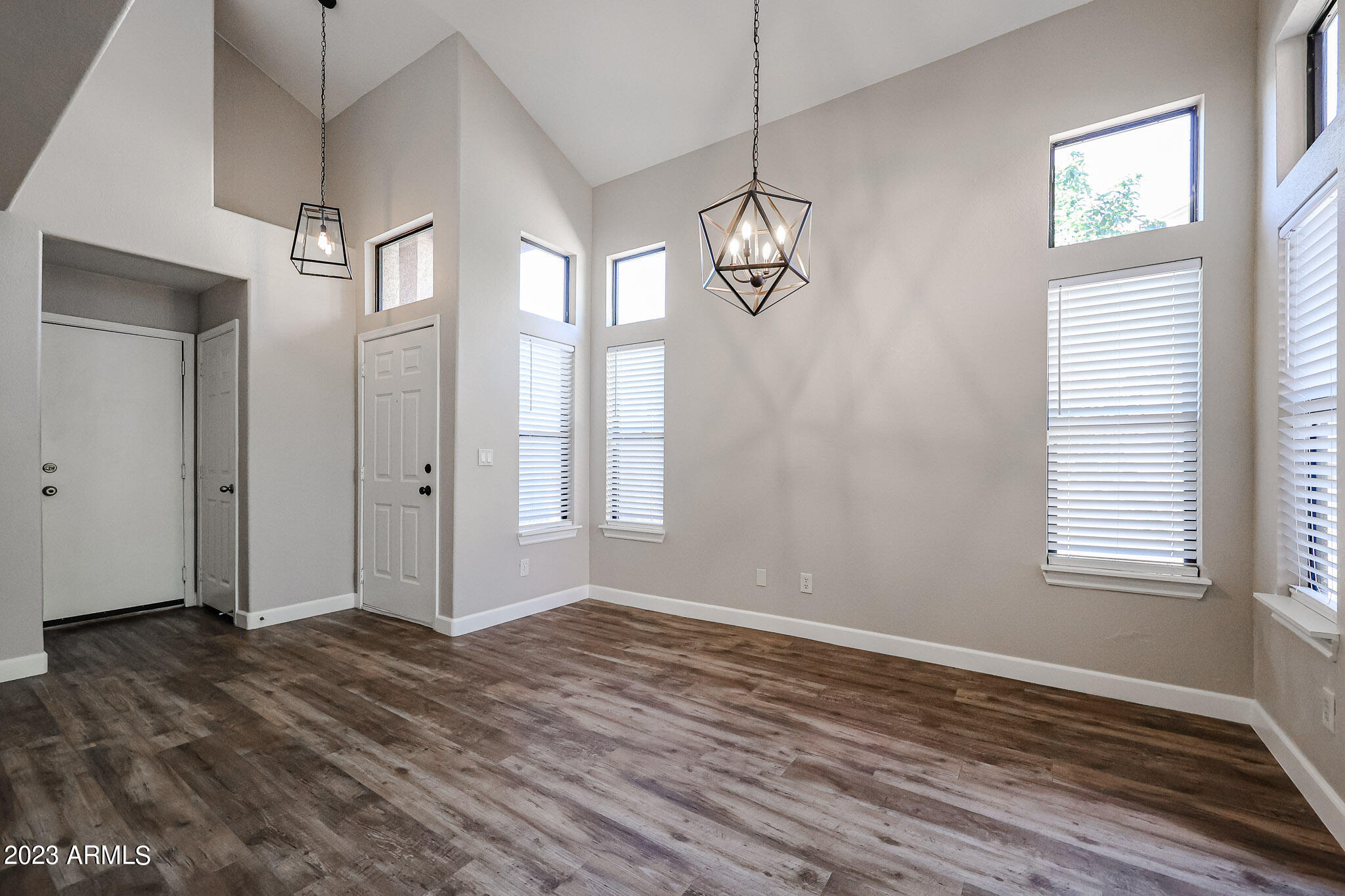 1158 West Windjammer Drive Gilbert, AZ 85233 - Photo 4 of 24 B (2)