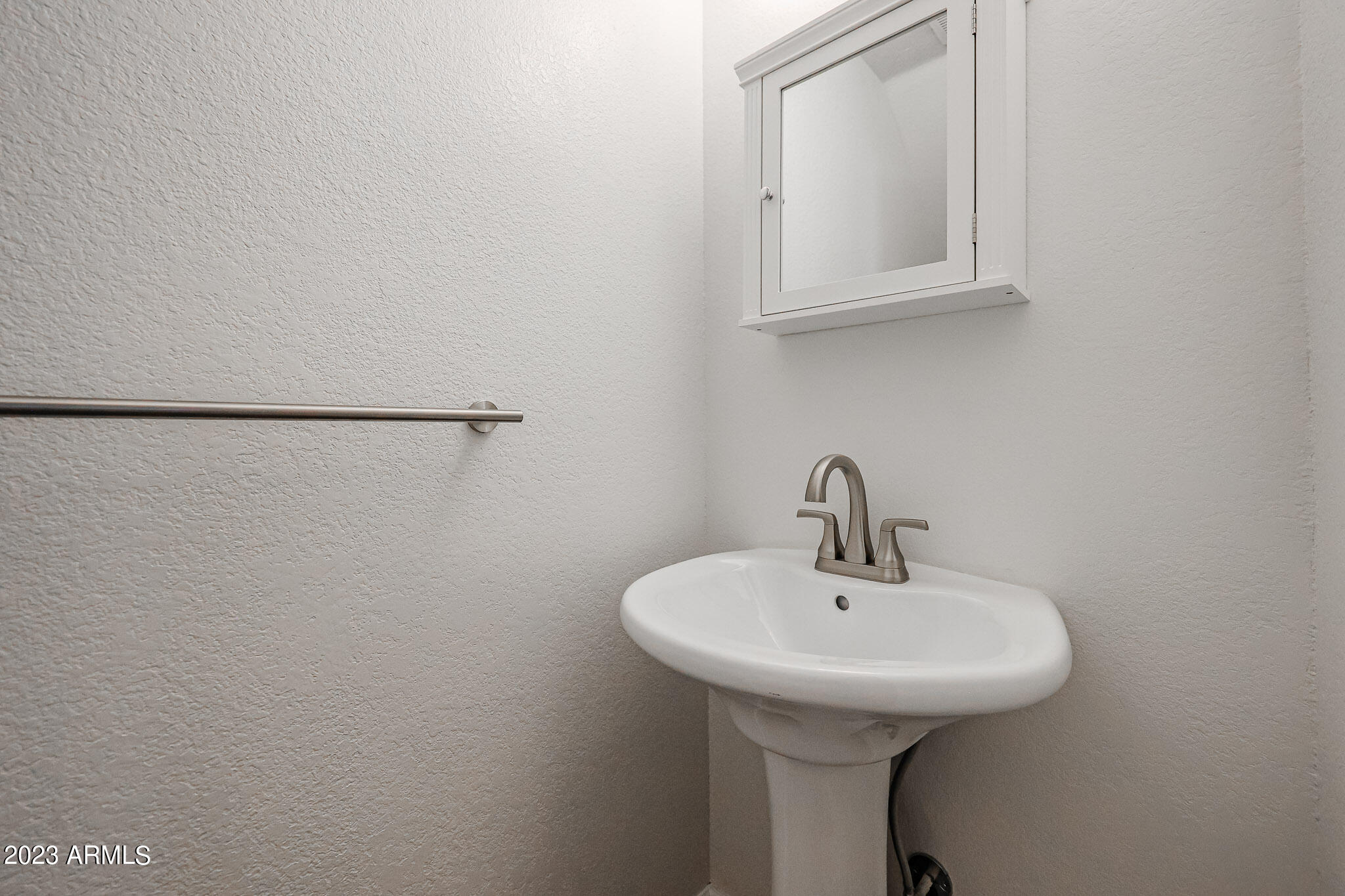 1158 West Windjammer Drive Gilbert, AZ 85233 - Photo 9 of 24 B (8)