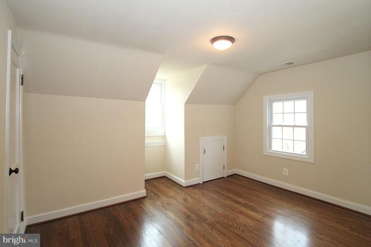 17315 Donora Road Silver Spring, MD 20905 - Photo 14 of 30 Bedroom