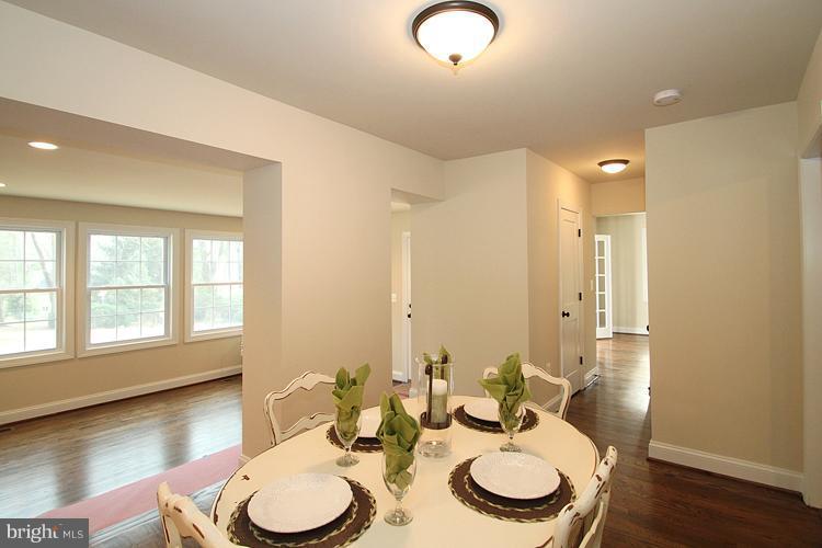 17315 Donora Road Silver Spring, MD 20905 - Photo 20 of 30 Kitchen
