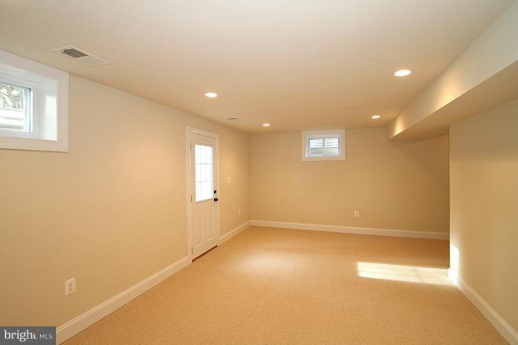 17315 Donora Road Silver Spring, MD 20905 - Photo 25 of 30 Full finished with walk out exit