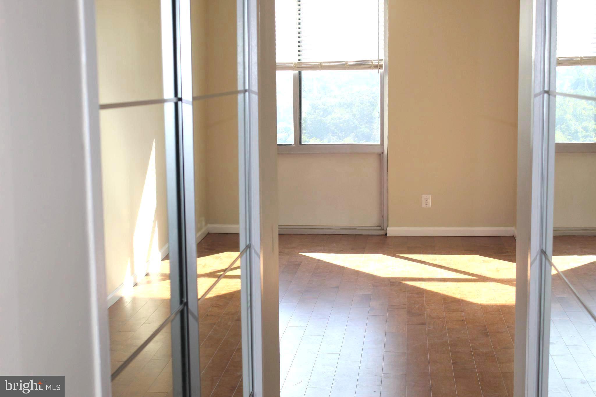 5101 River Road, Unit 1815 Bethesda, MD 20816 - Photo 12 of 35 Master Bedroom