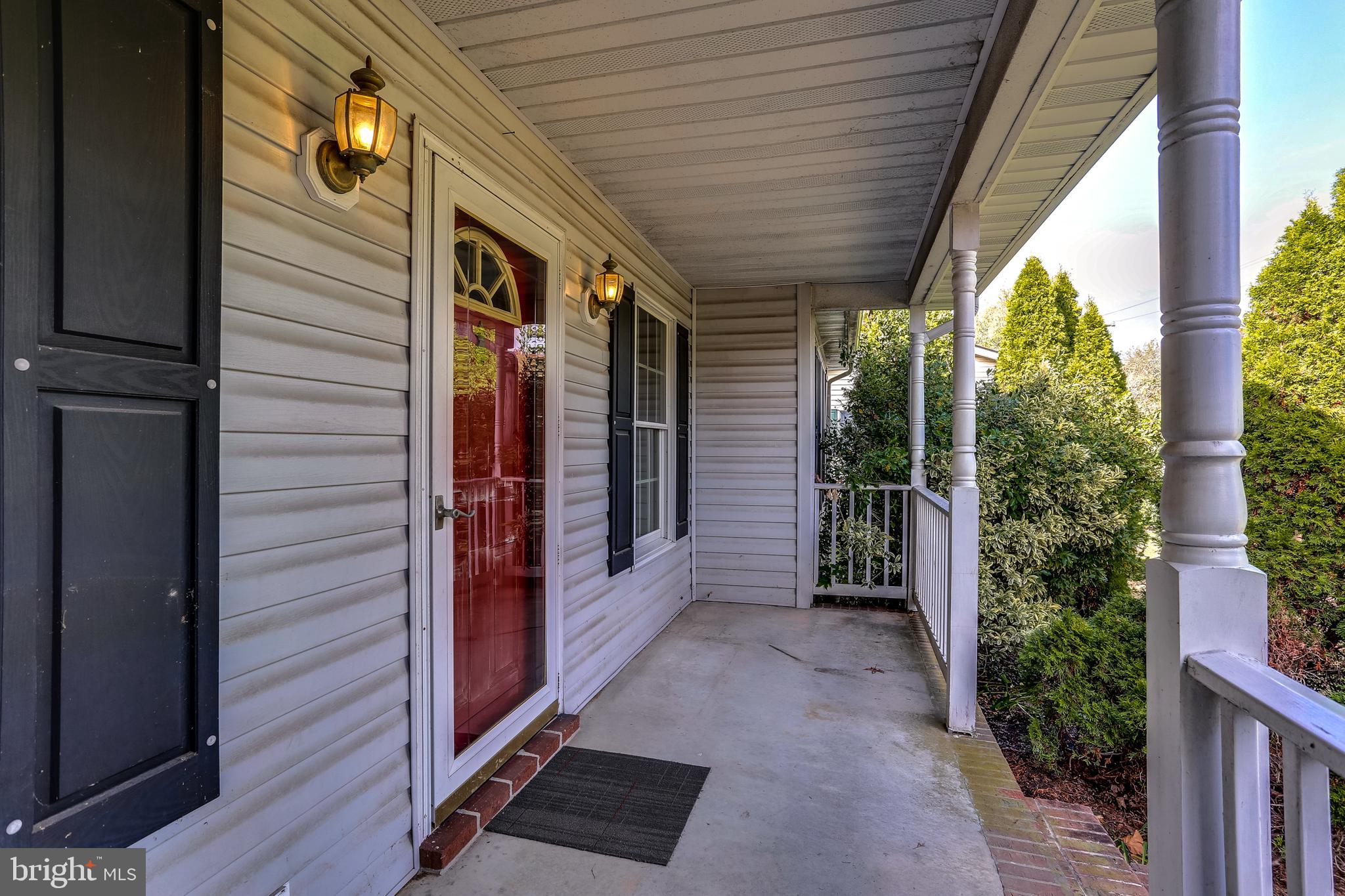 729 Old Love Point Road Stevensville, MD 21666 - Photo 2 of 45 Front Porch