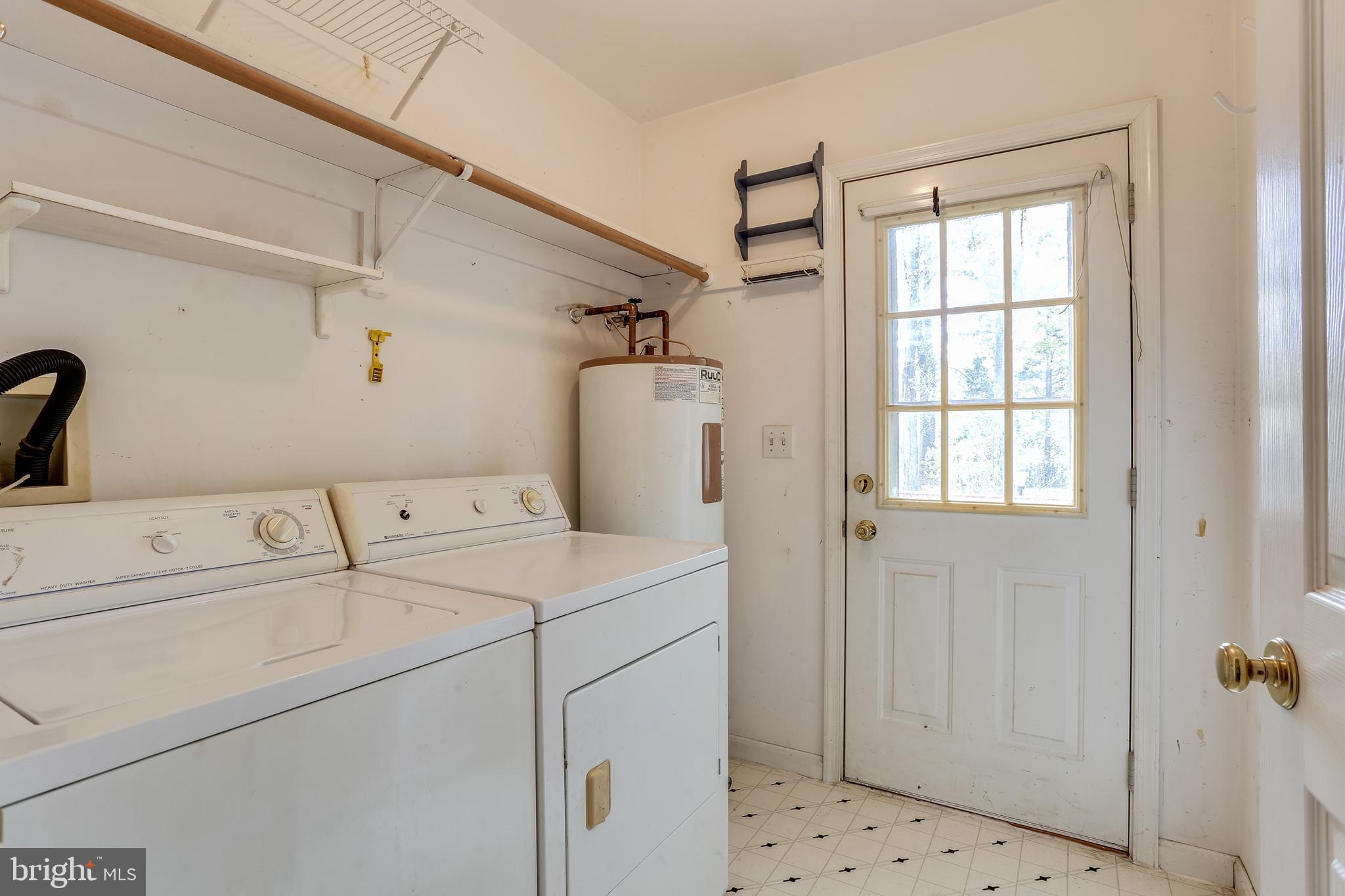 729 Old Love Point Road Stevensville, MD 21666 - Photo 27 of 45 Laundry Room