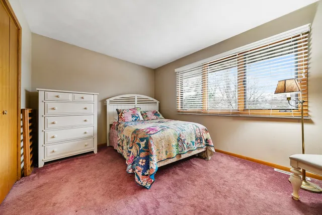 $259,900 | 6521 Laurelwood Drive, Rockford, IL 61108