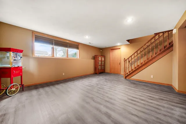 $259,900 | 6521 Laurelwood Drive, Rockford, IL 61108