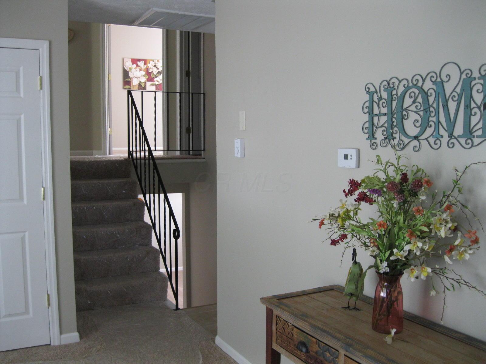 441 Ridgemere Way Lancaster, OH 43130 - Photo 8 of 42 Gallery Image 8
