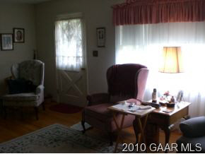 111 Robinhood Road Staunton, VA 24401 - Photo 4 of 5 a dining room with furniture and window