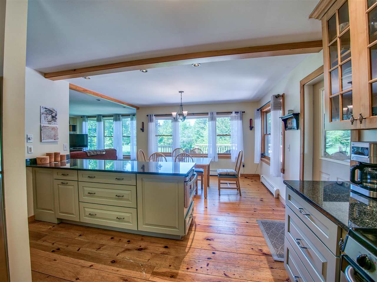 814 Worcester Loop Stowe, VT 05672 - Photo 8 of 20 Gallery Image 8