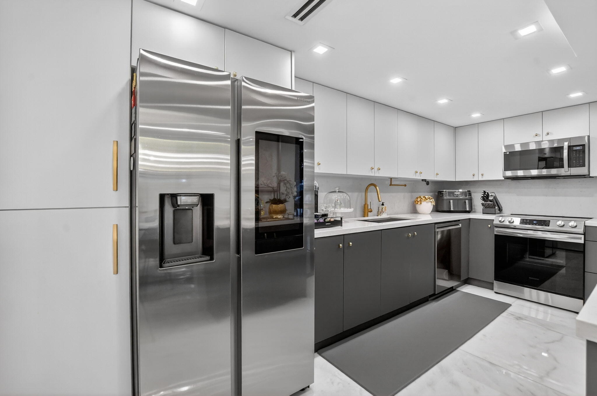 1834 Bridgewood Drive Boca Raton, FL 33434 - Photo 8 of 24 11-web-or-mls-DSC_1514