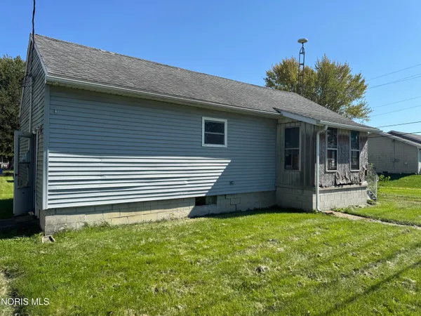 $24,900 | 912 South Perry Street, Napoleon, OH 43545
