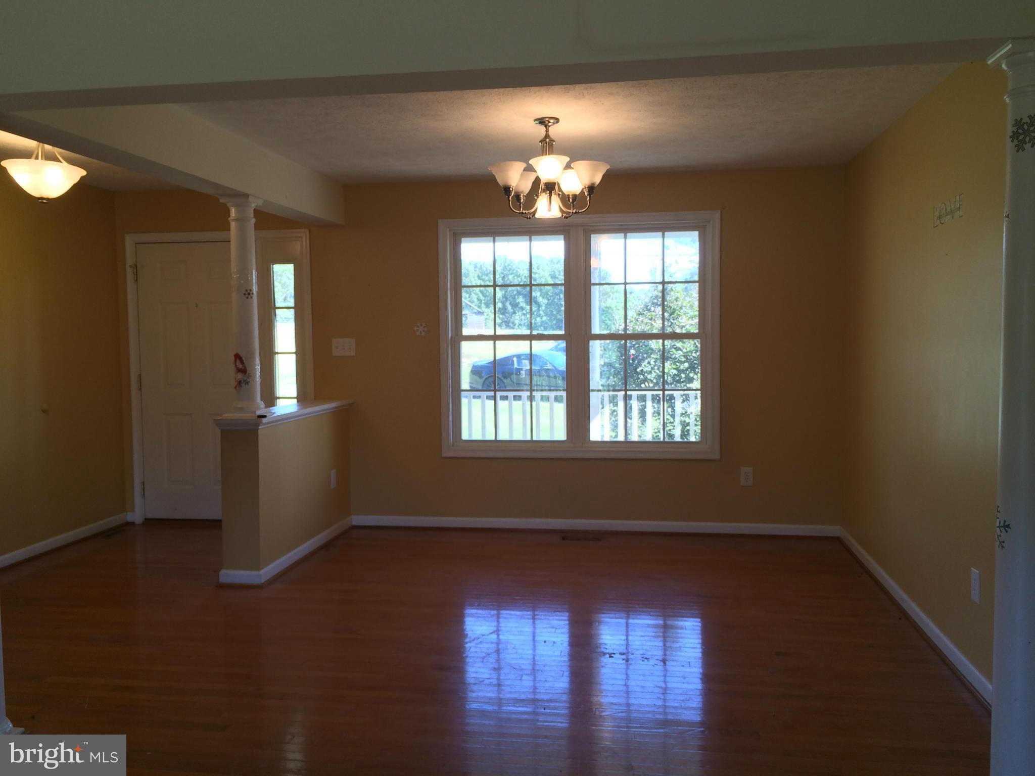 12088 Alum Springs Road Culpeper, VA 22701 - Photo 5 of 17 Dining Room
