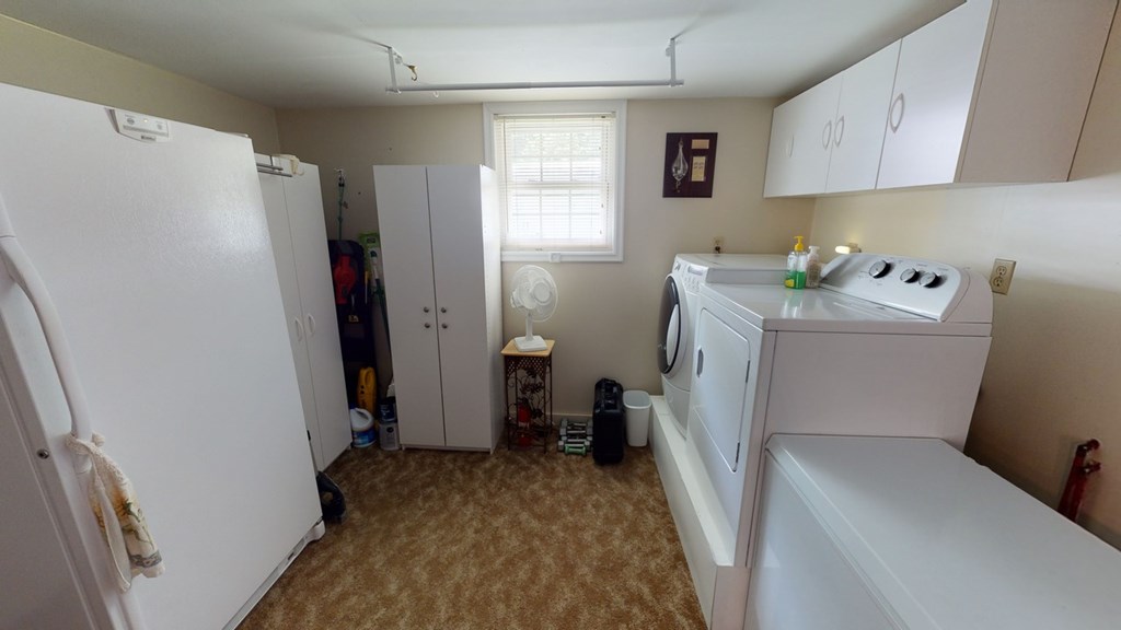 3307 Cathy Lou Road Dothan, AL 36303 - Photo 19 of 25 Laundry