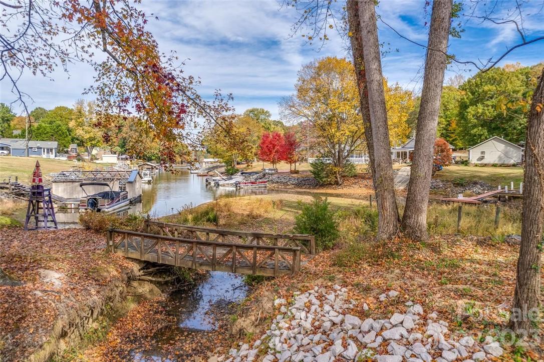 1472 Springpoint Road Rock Hill, SC 29732 - Photo 2 of 8 Gallery Image 2