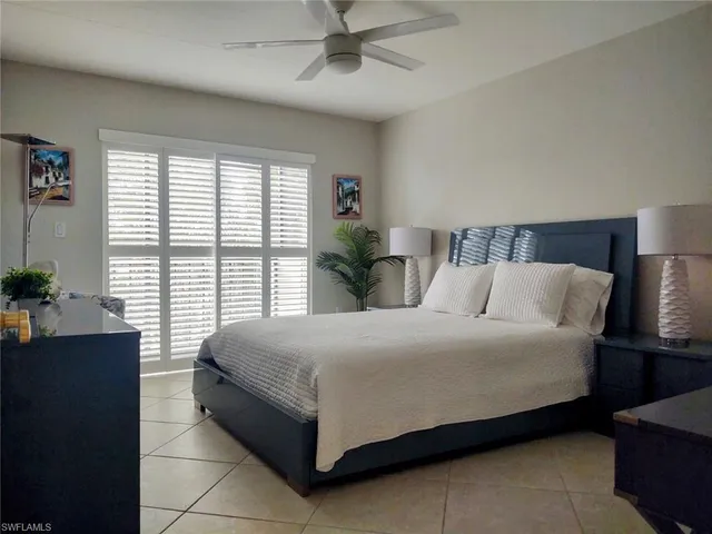 $8,500 | 3200 Gulf Shore Boulevard North, Unit 318, Naples, FL 34103