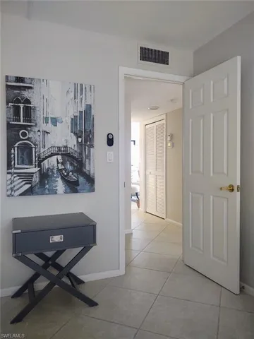 $8,500 | 3200 Gulf Shore Boulevard North, Unit 318, Naples, FL 34103