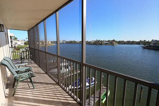 $8,500 | 3200 Gulf Shore Boulevard North, Unit 318, Naples, FL 34103