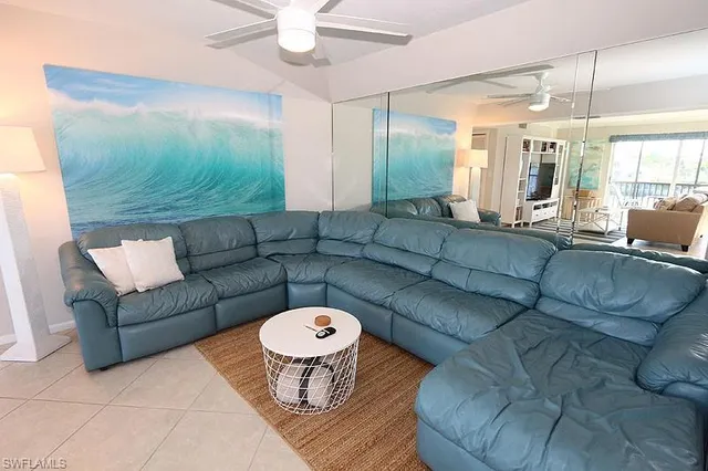 $8,500 | 3200 Gulf Shore Boulevard North, Unit 318, Naples, FL 34103