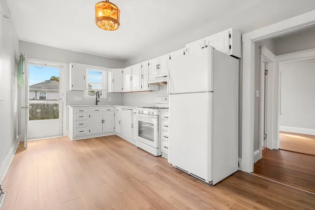 $3,000 | 82 Cliff Street, Quincy, MA 02169