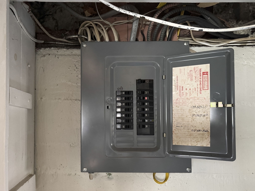 82 Cliff Street Quincy, MA 02169 - Photo 26 of 30