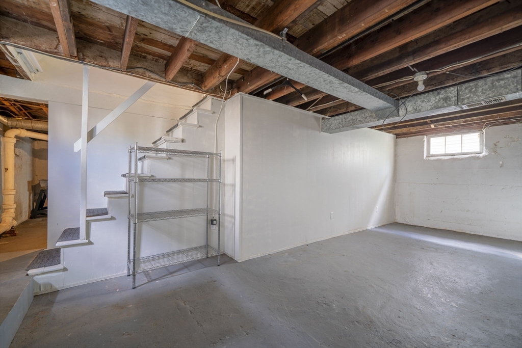 82 Cliff Street Quincy, MA 02169 - Photo 27 of 30