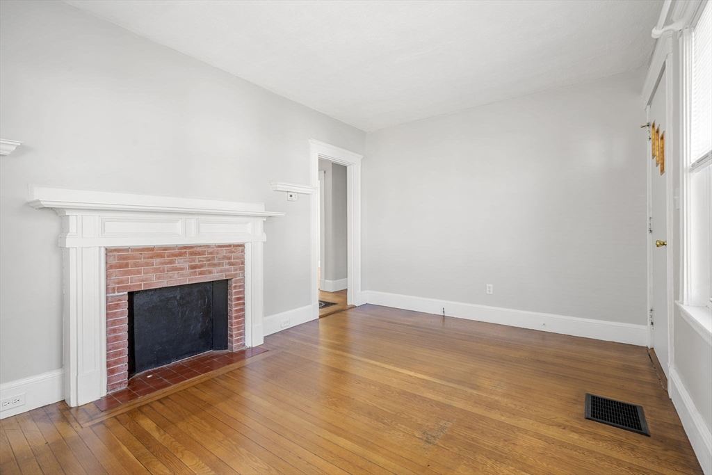 82 Cliff Street Quincy, MA 02169 - Photo 8 of 30