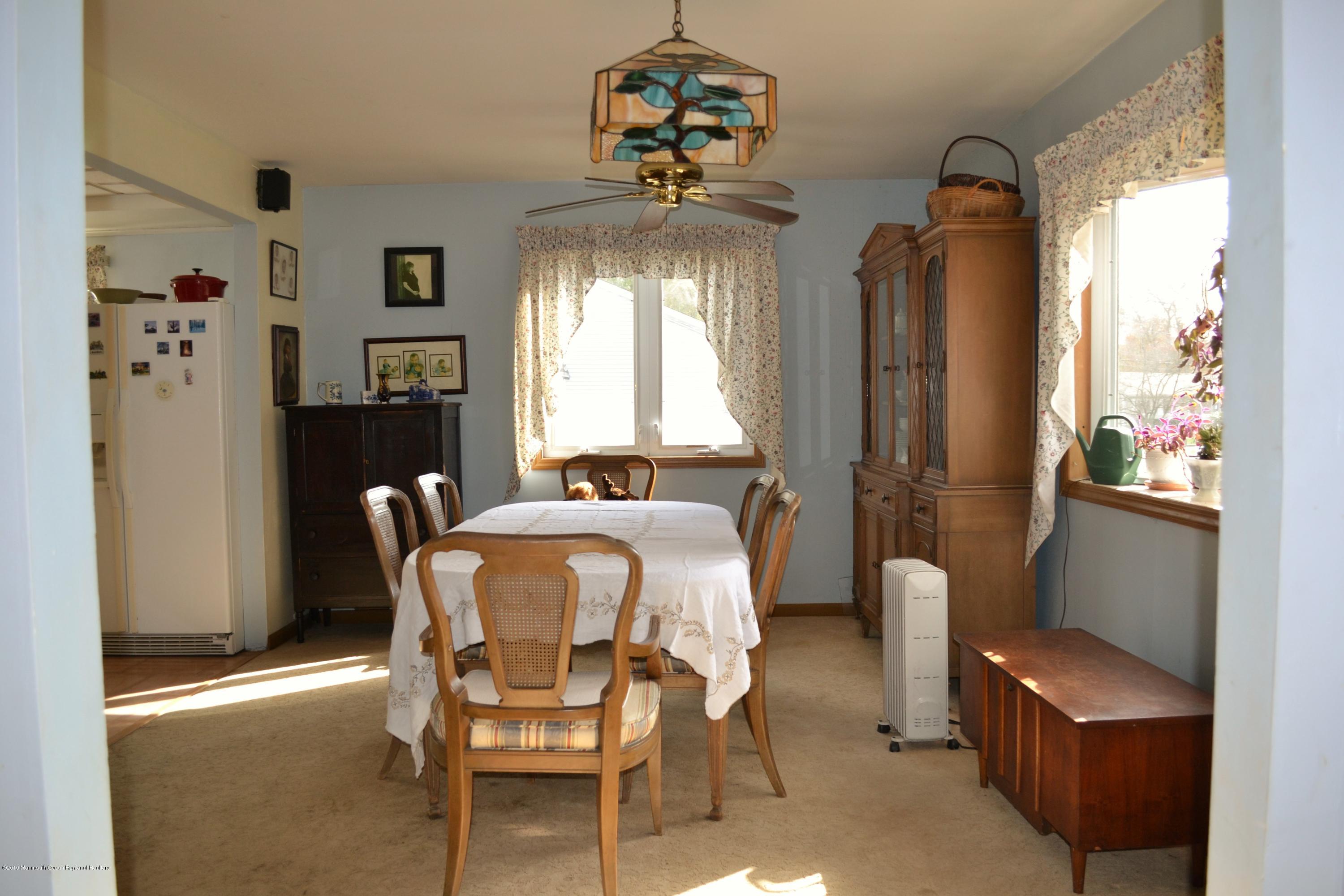 2202 Hadley Court Wall, NJ 07719 - Photo 6 of 19 DSC_0009