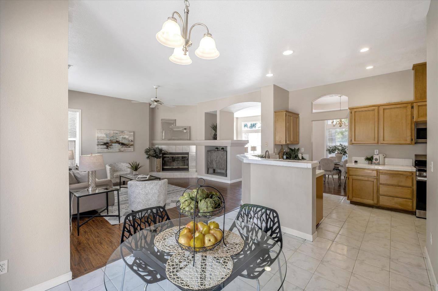 4505 Elliot Ranch Road Elk Grove, CA 95758 - Photo 18 of 44 Gallery Image 18