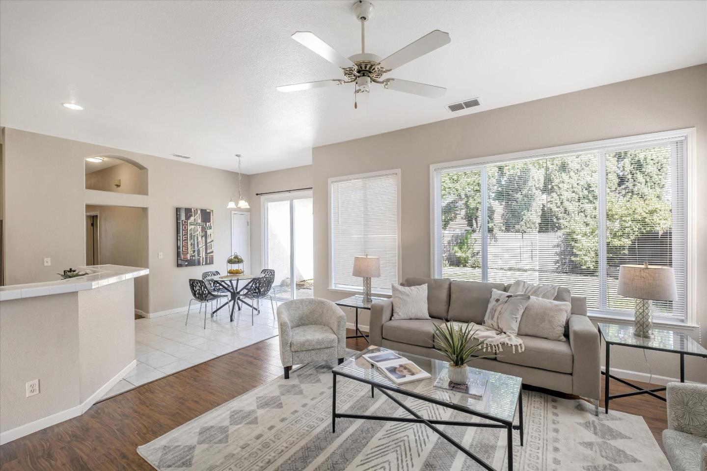 4505 Elliot Ranch Road Elk Grove, CA 95758 - Photo 23 of 44 Gallery Image 23