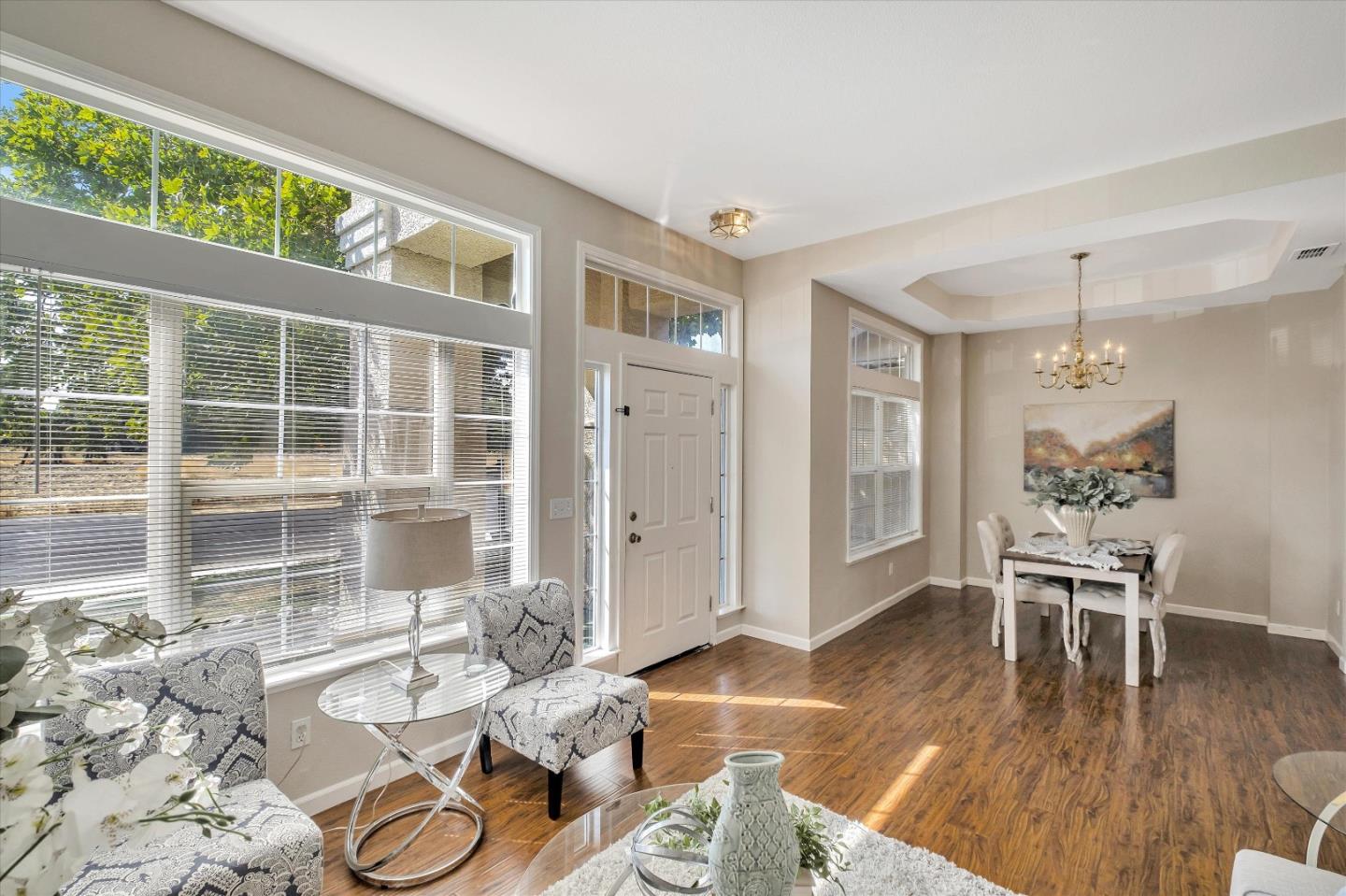 4505 Elliot Ranch Road Elk Grove, CA 95758 - Photo 6 of 44 Gallery Image 6