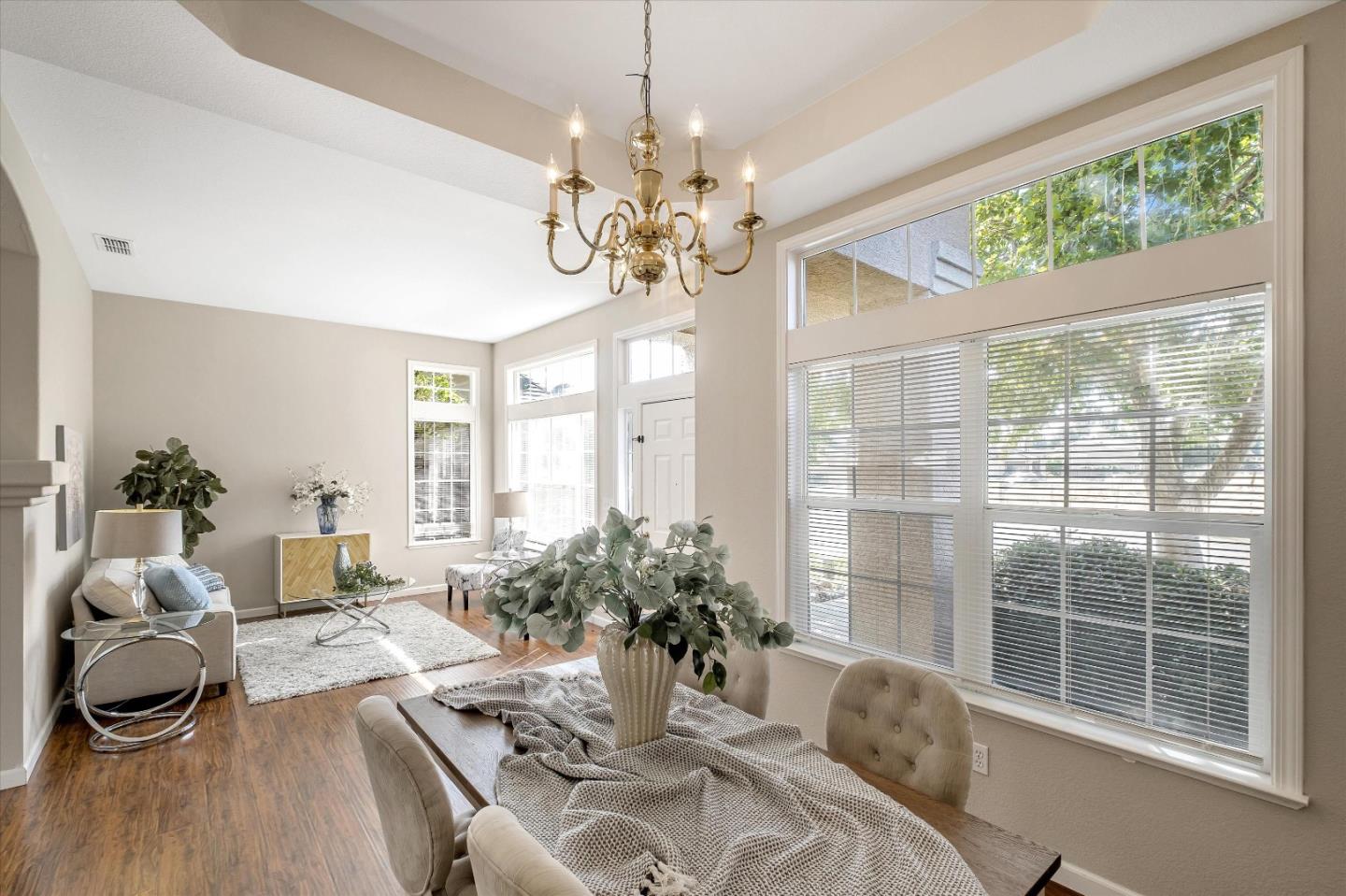 4505 Elliot Ranch Road Elk Grove, CA 95758 - Photo 8 of 44 Gallery Image 8