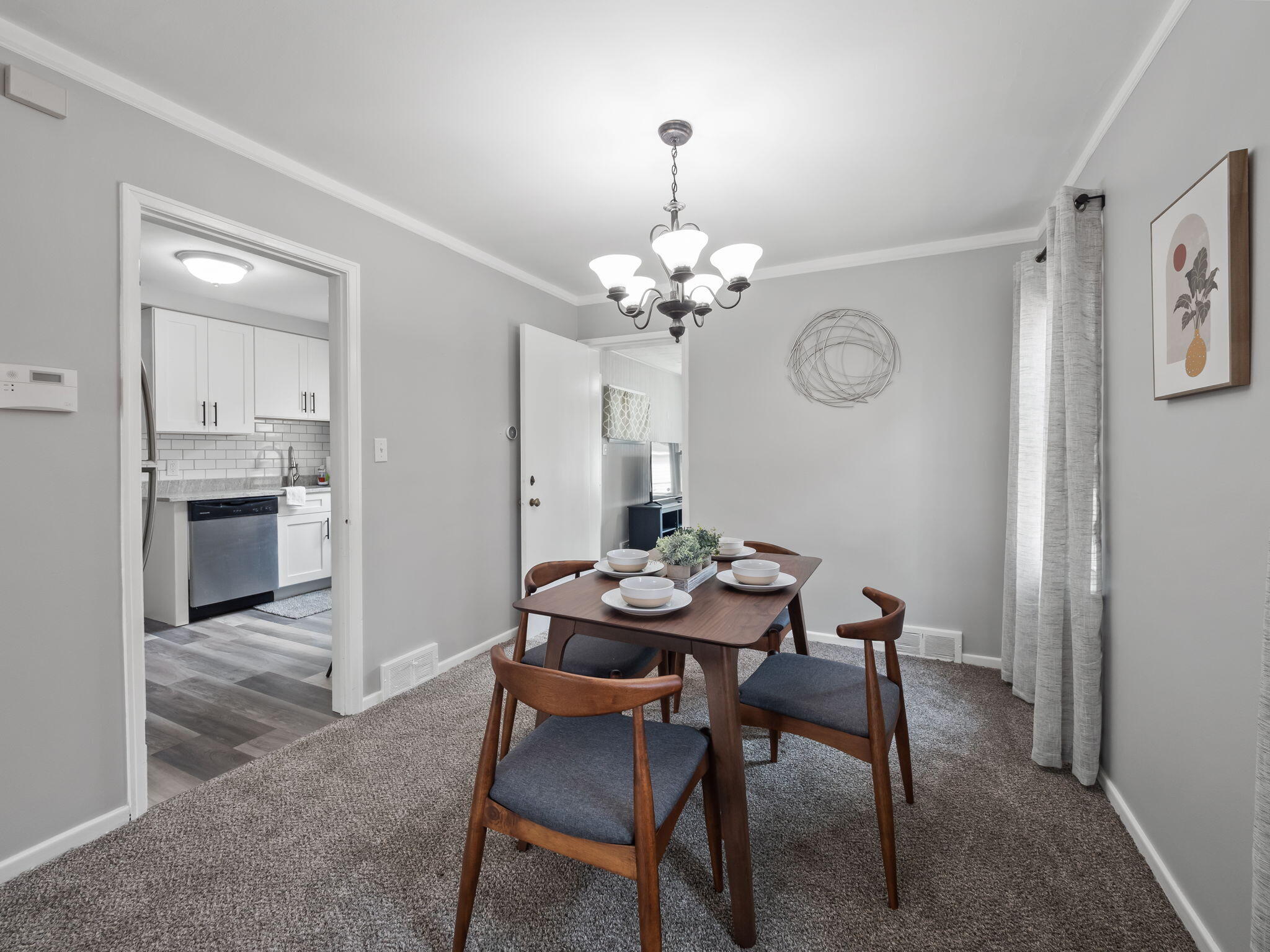 1613 Bournemouth Road Grosse Pointe Woods, MI 48236 - Photo 12 of 21 12-web-or-mls-P1888060