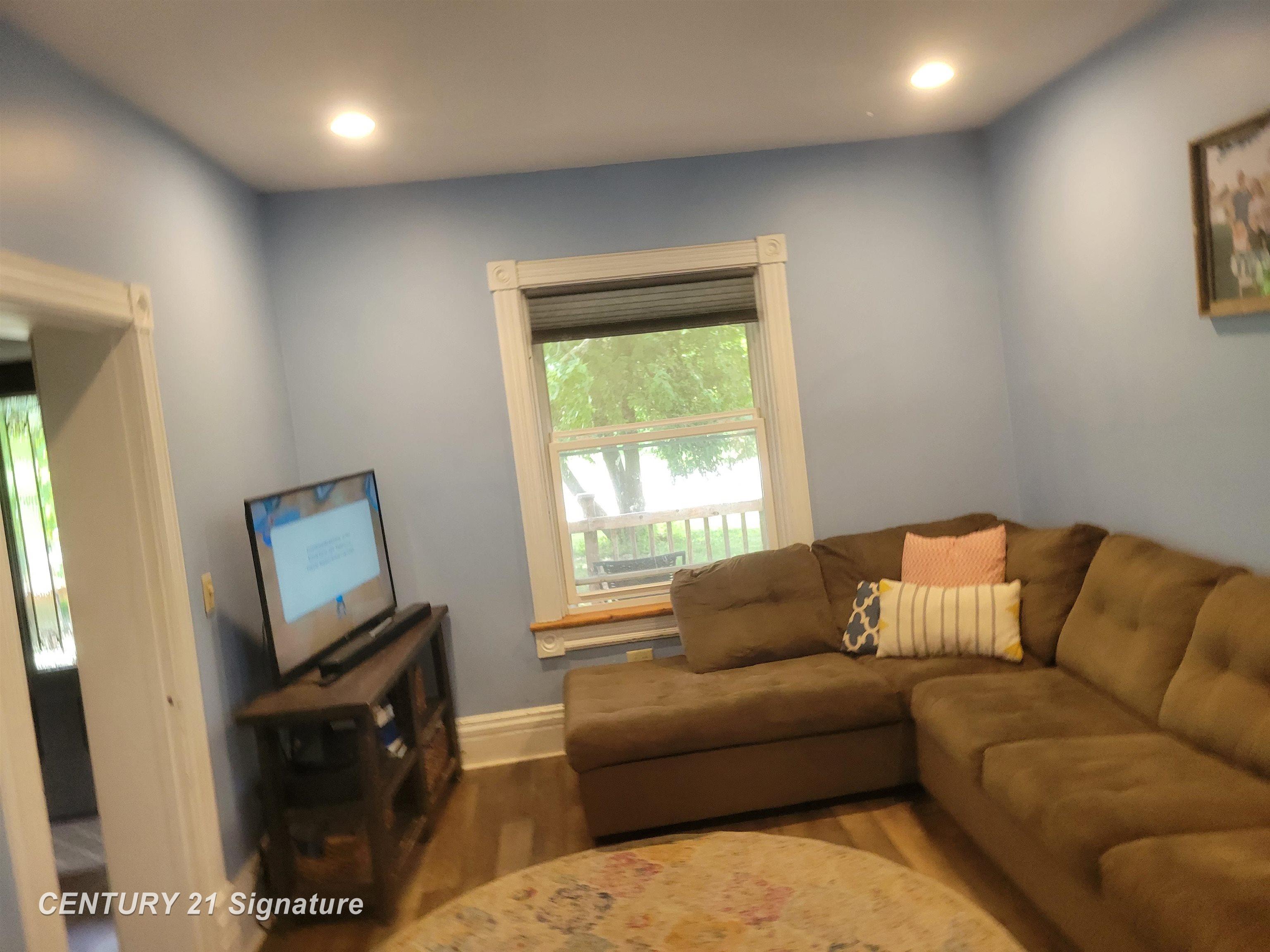 518 Schust Road Saginaw, MI 48604 - Photo 6 of 14