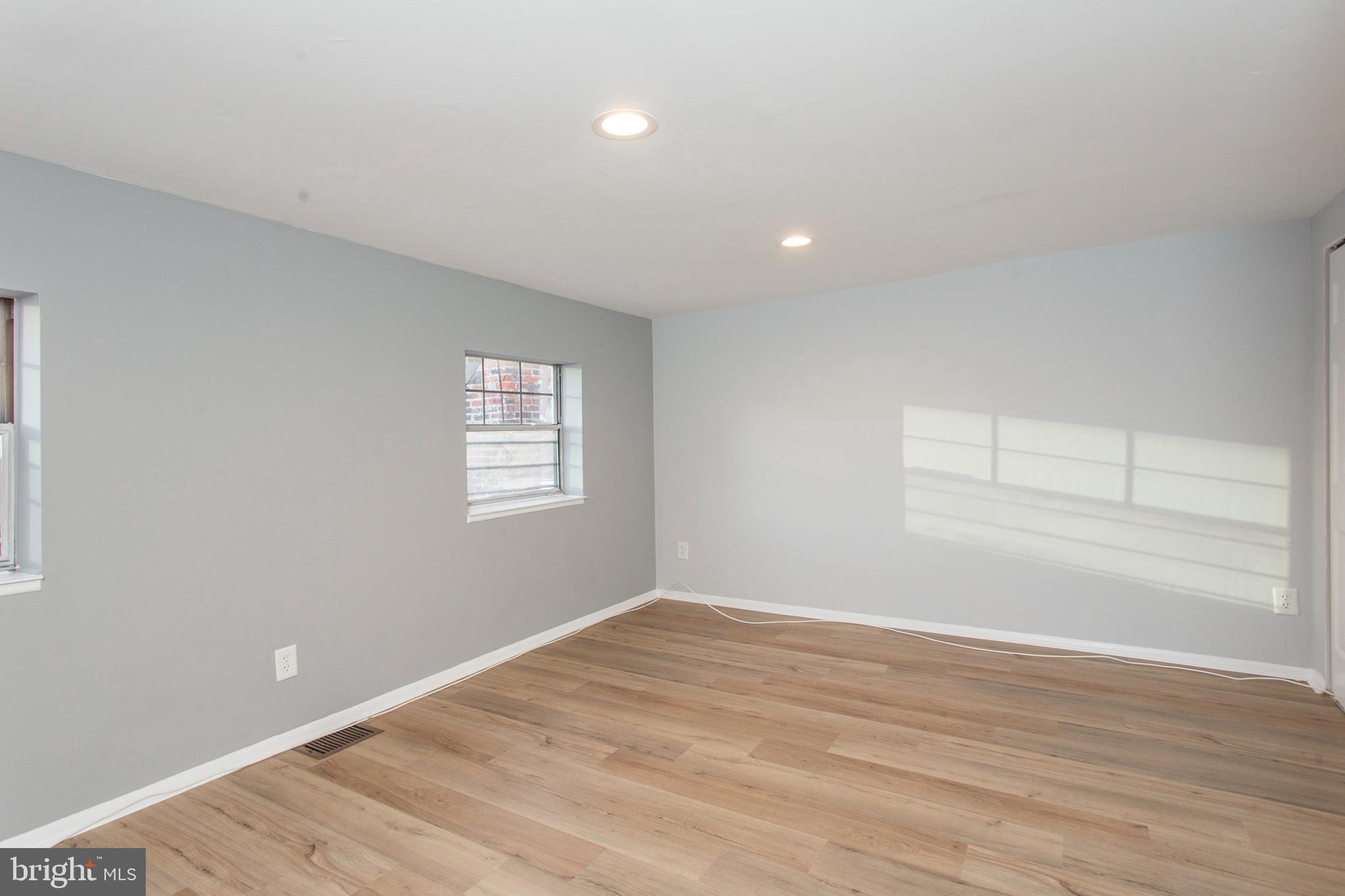 2015 Walnut Street, Unit 409 Philadelphia, PA 19103 - Photo 4 of 17