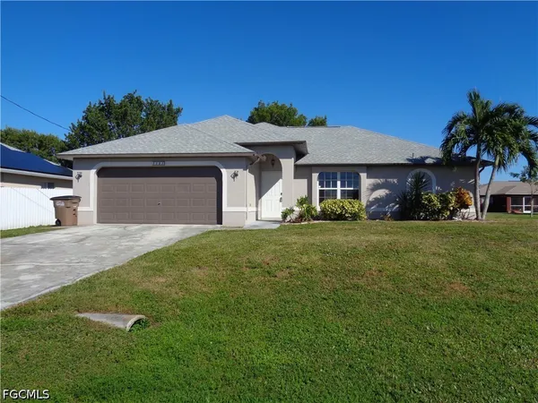 $1,900 | 1101 Northwest 19th Place, Cape Coral, FL 33993