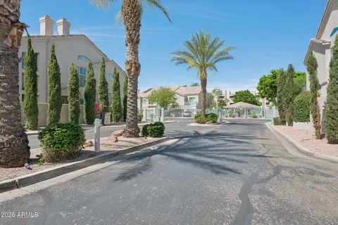 $542,000 | 7520 East Earll Drive, Unit 44, Scottsdale, AZ 85251