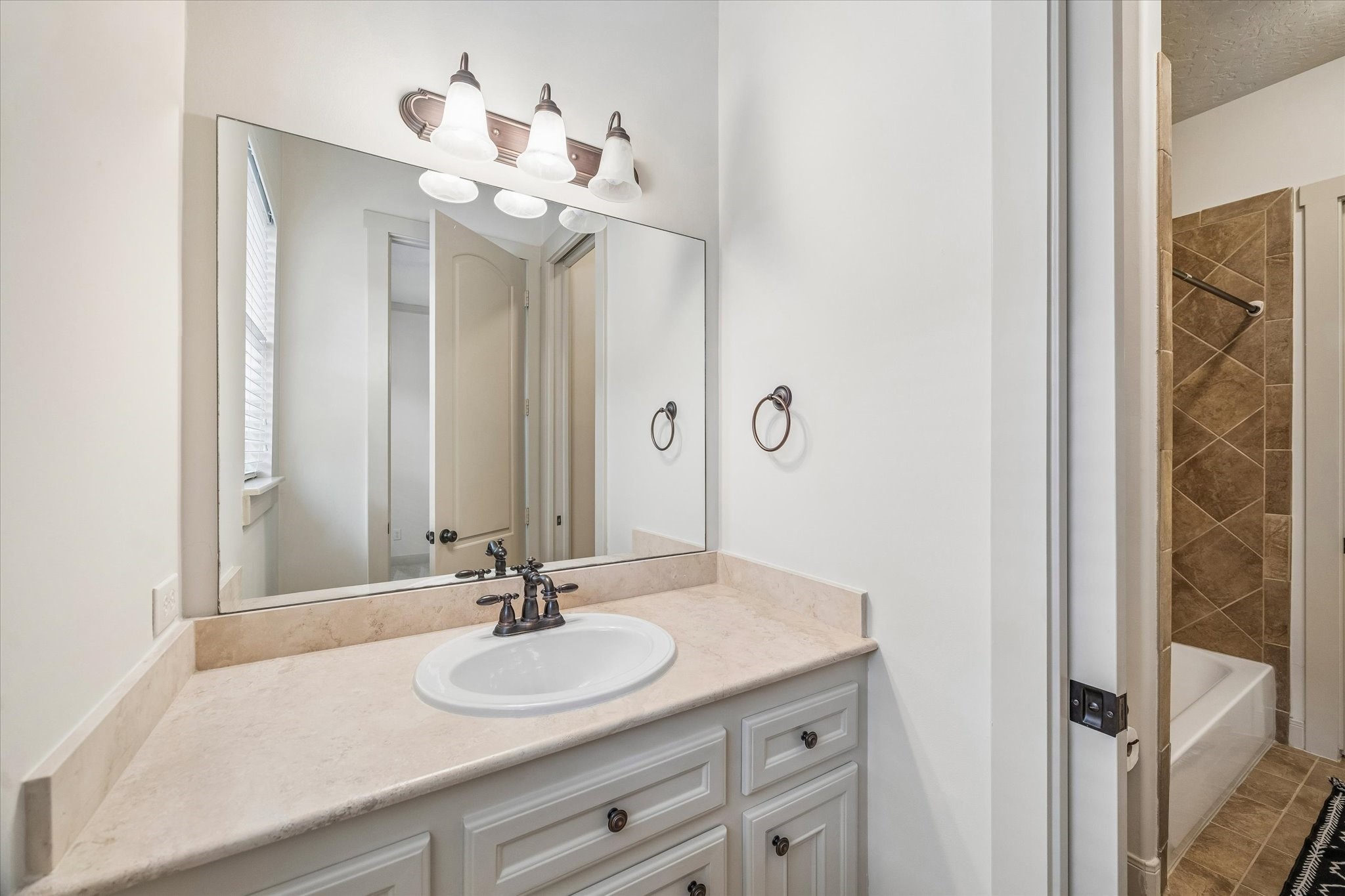 70 Shadow Creek Ridge Drive Spring, TX 77389 - Photo 25 of 33
