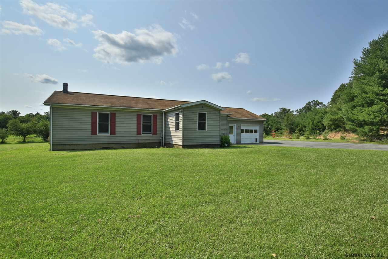 18 Brightman Road Mechanicville, NY 12118 - Photo 3 of 15 Photo 3
