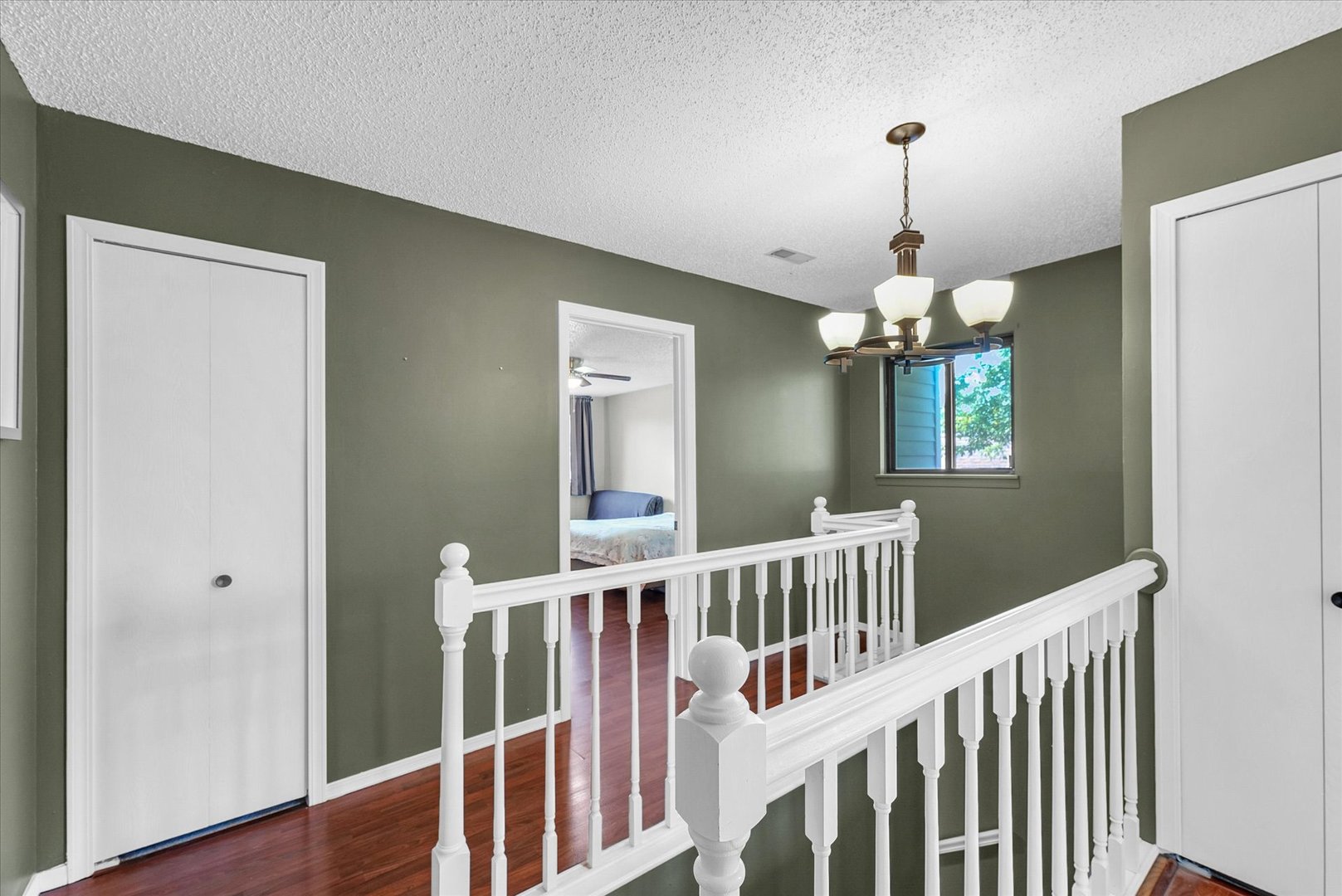 1727 Devonshire Drive Champaign, IL 61821 - Photo 29 of 48 a view of entryway with wooden floor