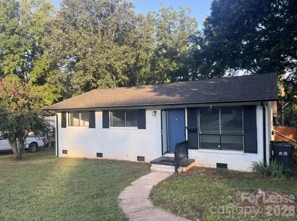 $1,695 | 2514 Alleghany Street, Charlotte, NC 28208