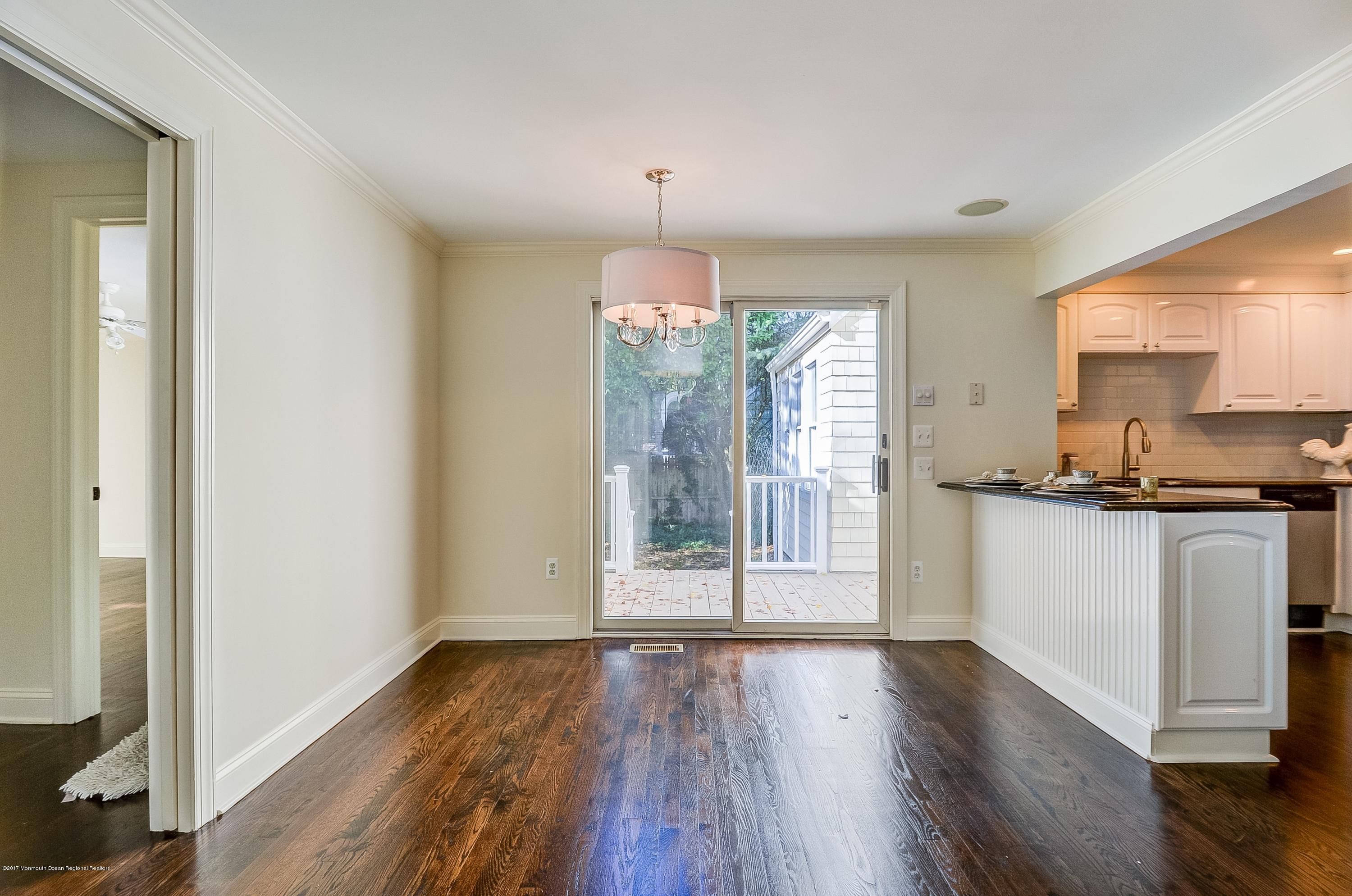 43 Ridge Road Rumson, NJ 07760 - Photo 17 of 33 014_Dining