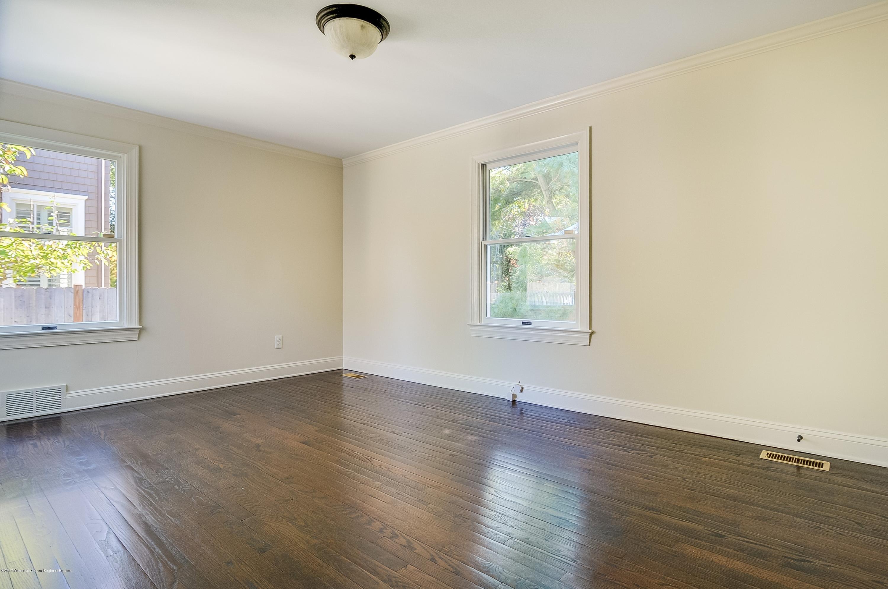 43 Ridge Road Rumson, NJ 07760 - Photo 19 of 33 016_Bedroom