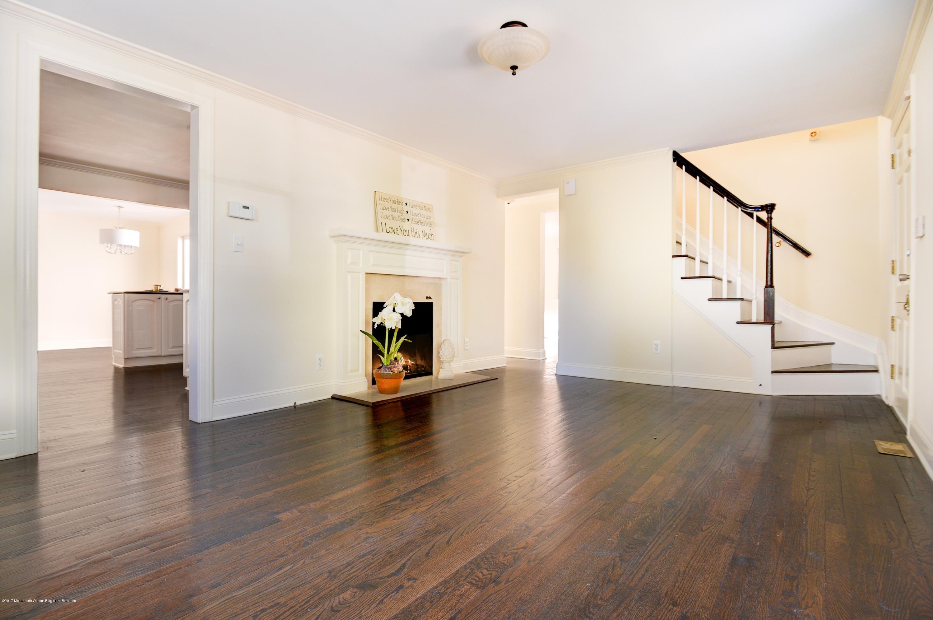 43 Ridge Road Rumson, NJ 07760 - Photo 6 of 33 003_Living