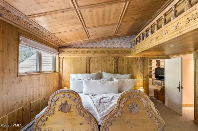 $6,400,000 | 600 Vail Valley Drive, Unit 310, Vail, CO 81657