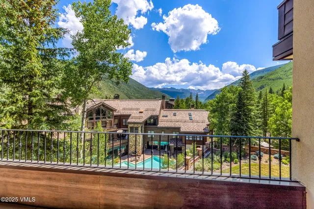 $6,400,000 | 600 Vail Valley Drive, Unit 310, Vail, CO 81657