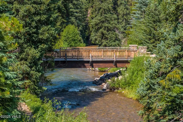 $6,400,000 | 600 Vail Valley Drive, Unit 310, Vail, CO 81657