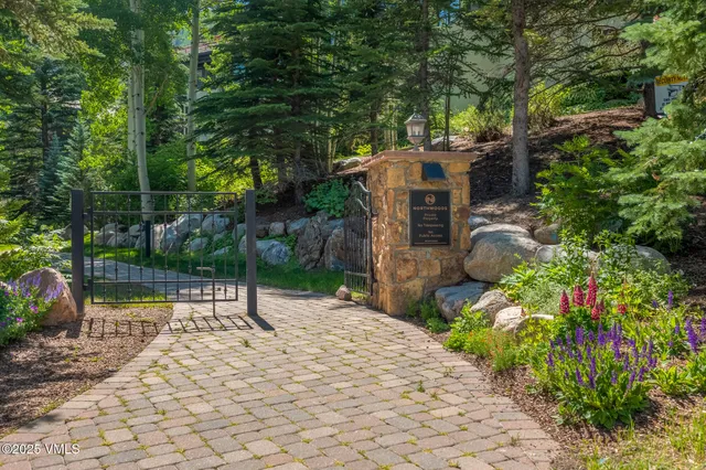 $6,400,000 | 600 Vail Valley Drive, Unit 310, Vail, CO 81657