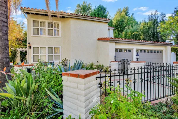 $8,495 | 23450 Park Hermosa, Calabasas, CA 91302
